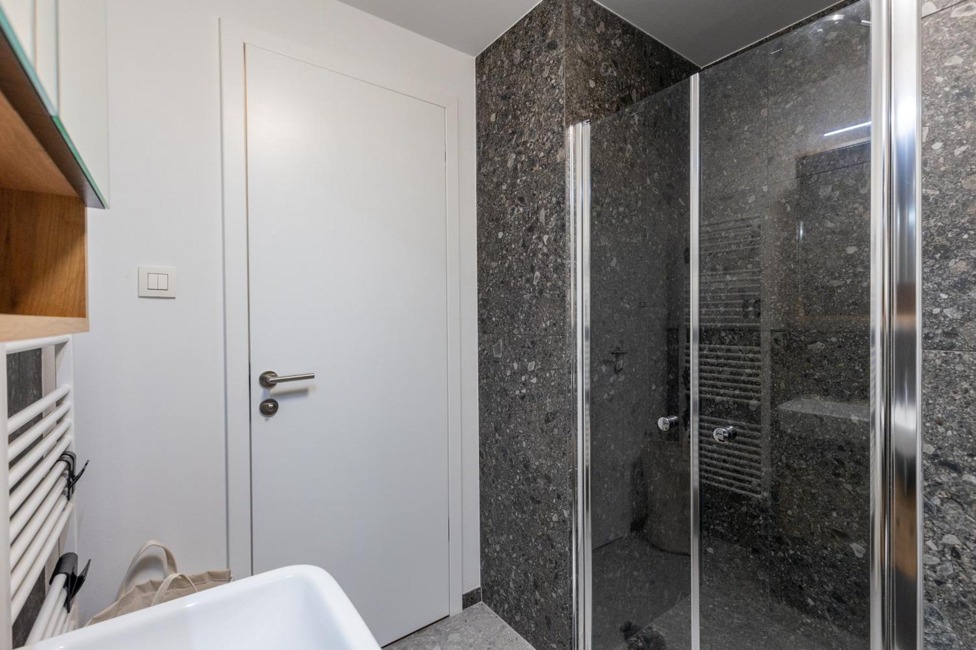Bnb Slovakia Guthaus 64D Bratislava Exterior photo