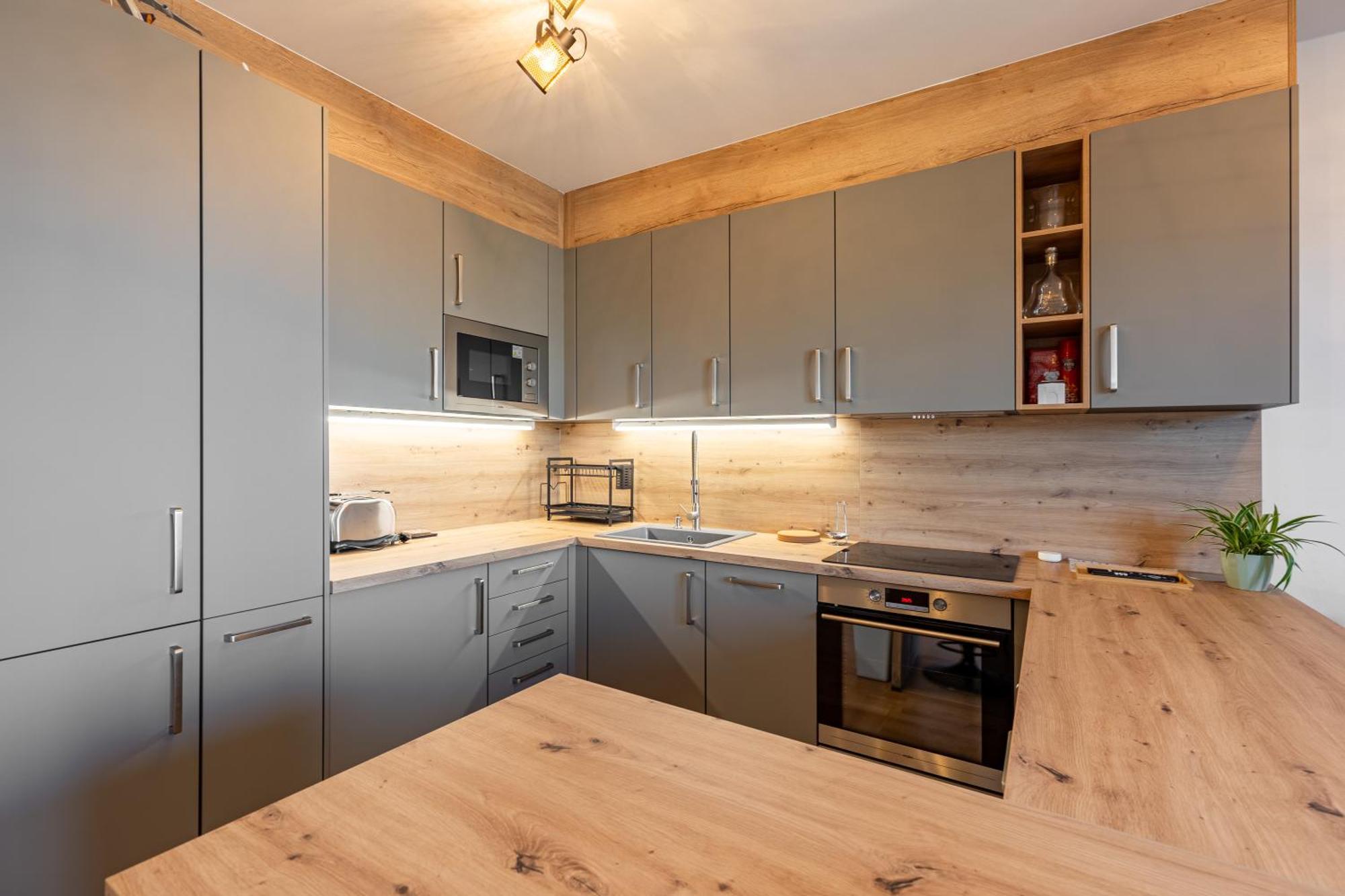 Bnb Slovakia Guthaus 64D Bratislava Exterior photo
