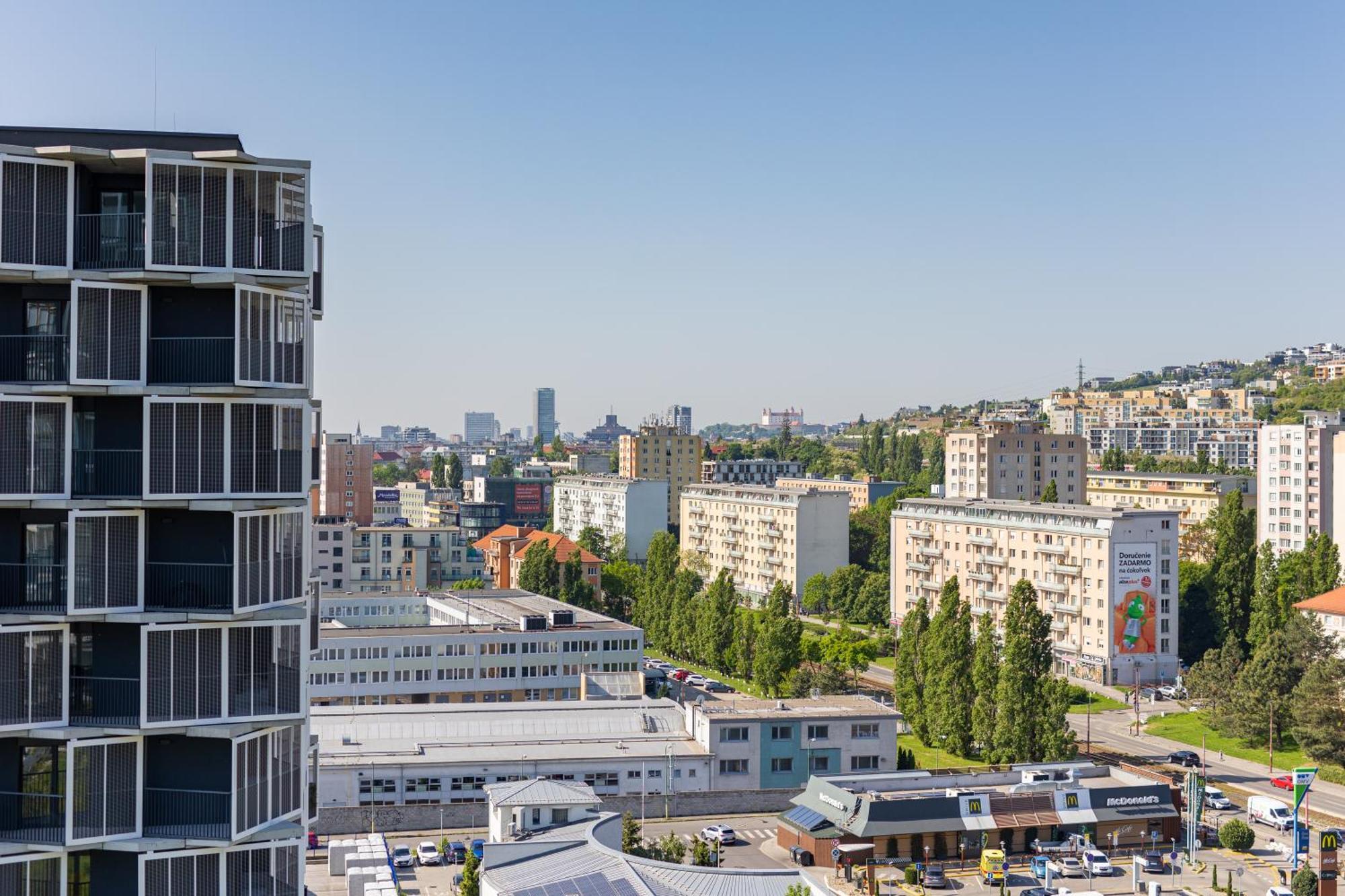 Bnb Slovakia Guthaus 64D Bratislava Exterior photo