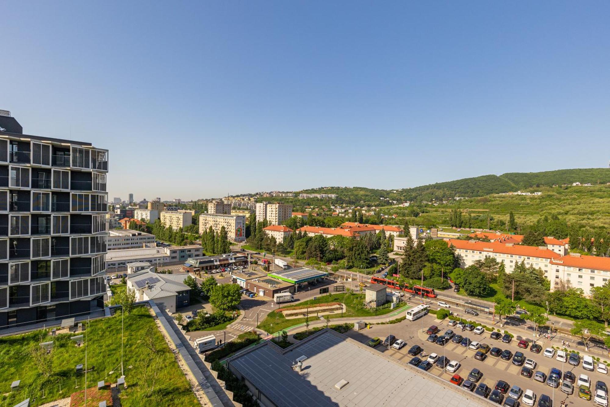 Bnb Slovakia Guthaus 64D Bratislava Exterior photo